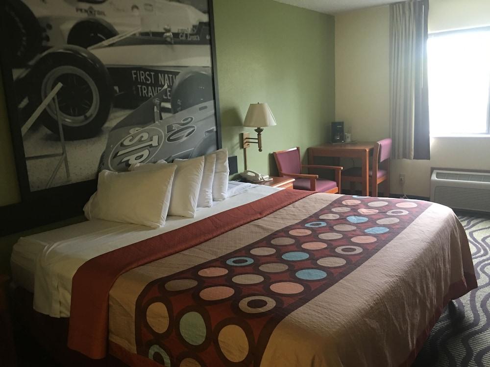 Super 8 By Wyndham Newton Hotel Kültér fotó